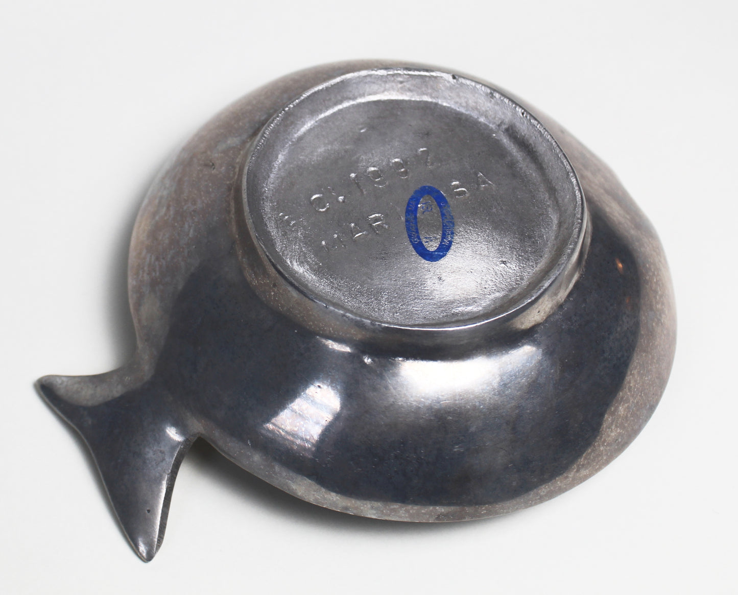 1992 Mariposa Cast Aluminum Fish Bowl